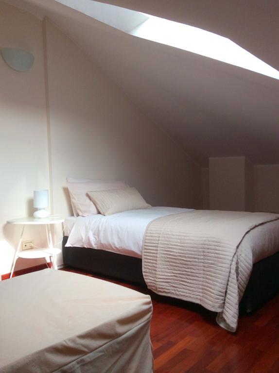Apartment La Mansarda Alba  Phòng bức ảnh