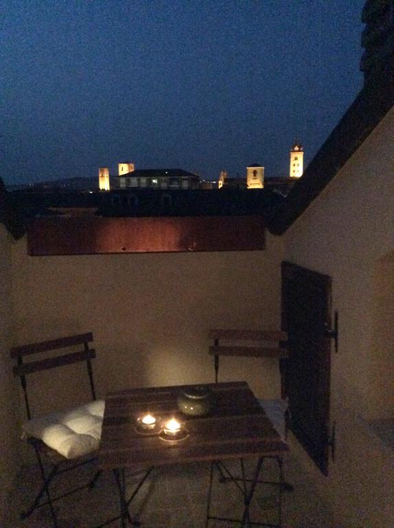 Apartment La Mansarda Alba  Phòng bức ảnh