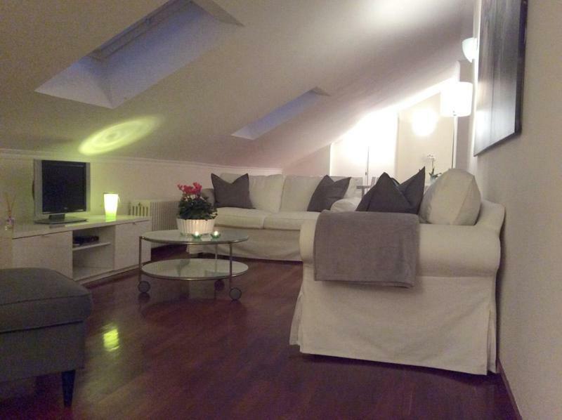 Apartment La Mansarda Alba  Ngoại thất bức ảnh